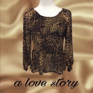 a love story Bella Leopard Print Top Long Sleeve Scoop Neck Smocked Body Size M